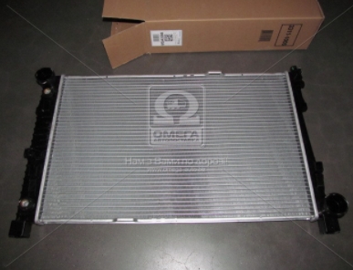 Радиатор охлаждения двигателя W203(C) MT/AT +/-AC 00-02 (Ava) - фото 