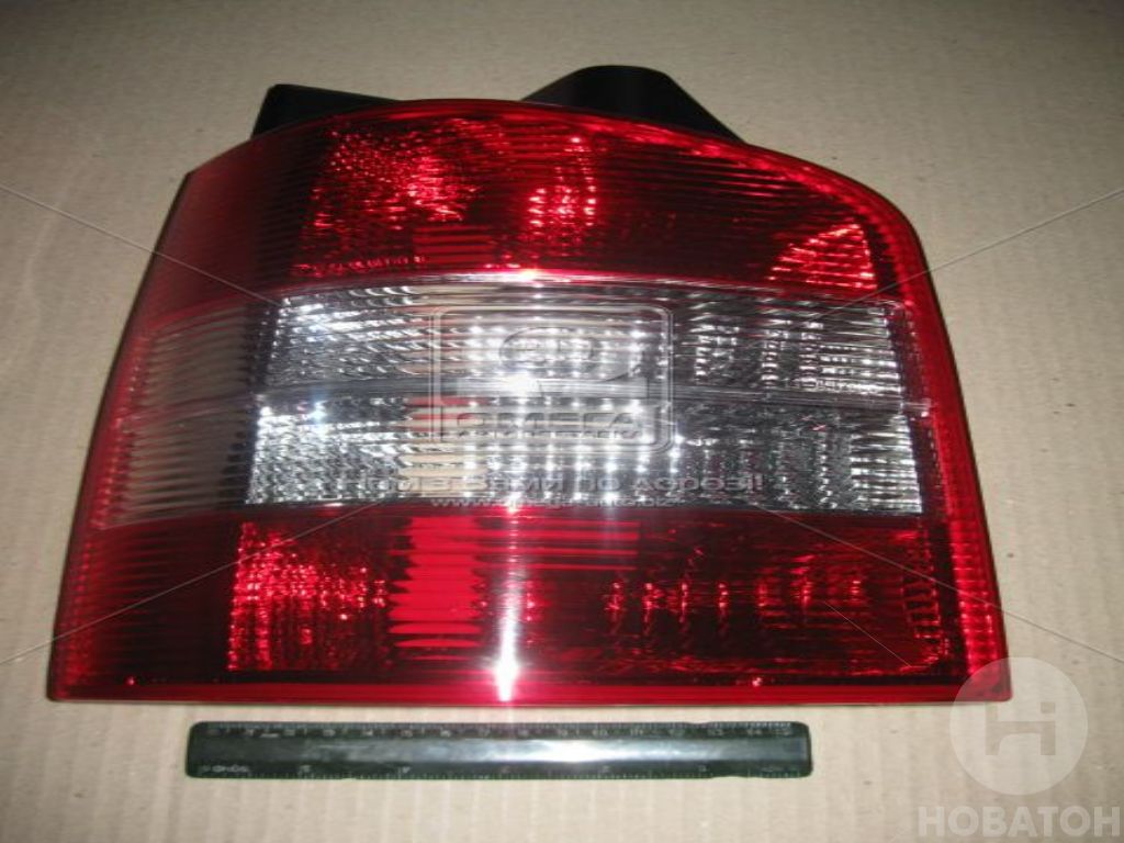 Ліхтар забуд. лів. VW T5.03-  (вир-во TYC) TYC Brother Industrial Co., Ltd 11-A622-A1-2B - фото 1