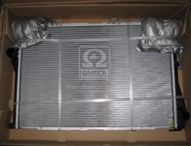 Радиатор охлаждения двигателя BMW (VALEO) - фото 