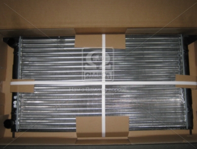 Радиатор охлаждения двигателя FORD, SEAT, Volkswagen (VALEO) - фото 