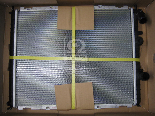 Радиатор охлаждения двигателя RENAULT CLIO II/ KANGOO I (98-) (Nissens) - фото 