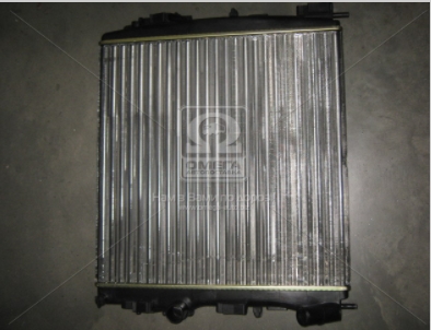 Радиатор охлаждения двигателя RENAULT KANGOO I (98-) 1.5-1.9dCi (Nissens) - фото 