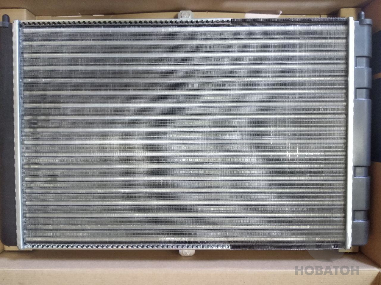 Радиатор водного охлаждения ВАЗ 2108 АвтоВАЗ (ДААЗ) 21082-130101200 - фото 1
