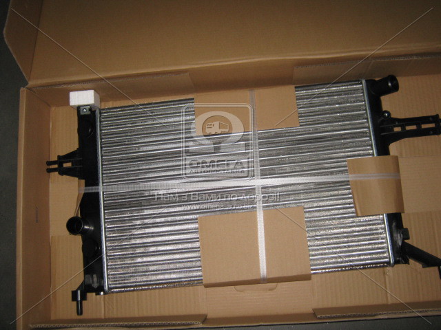Радиатор охлаждения двигателя ASTRA G 1.2 MT -AC  98-04 (Nissens) - фото 