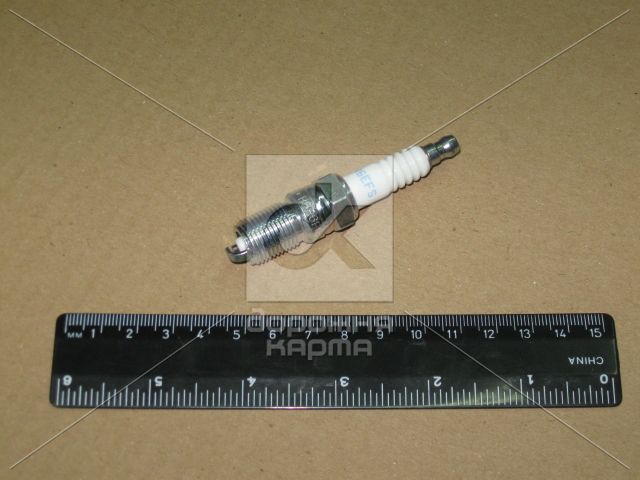Свічка запалювання FORD 2,6,3,0 V6 DURATEC (вир-во NGK) TR55 - фото 