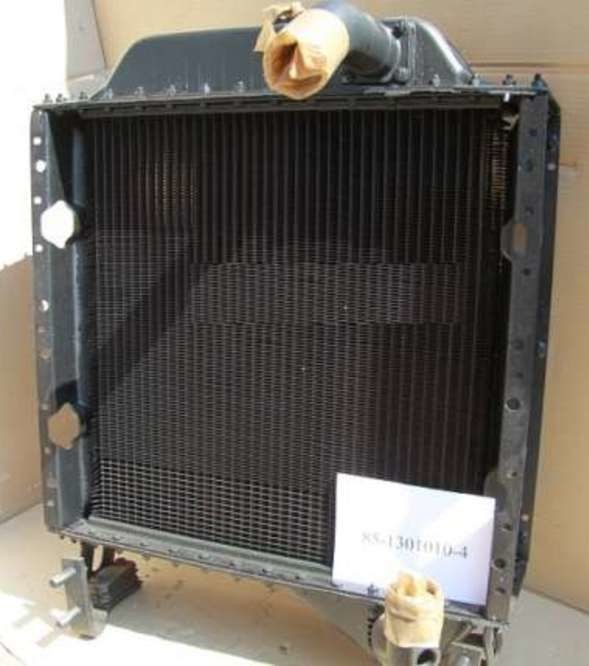 Радиатор охлаждения двигателя ДТ-75 с дв. А-41 (3-х рядный) (г.Бузулук) - фото 