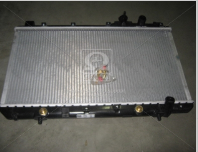 Радиатор охлаждения HONDA CR-V (RD) (95-) 2.0i (Nissens) - фото 