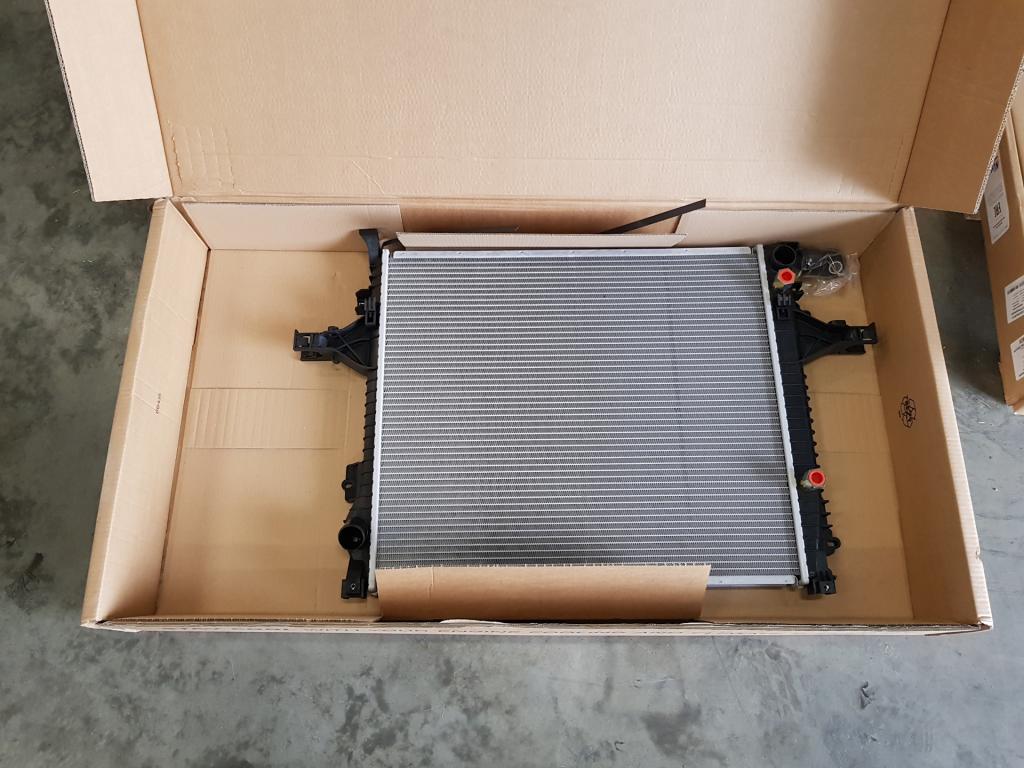 Радиатор охлаждения VOLVO XC 90 I (02-) (пр-во Nissens) - фото 