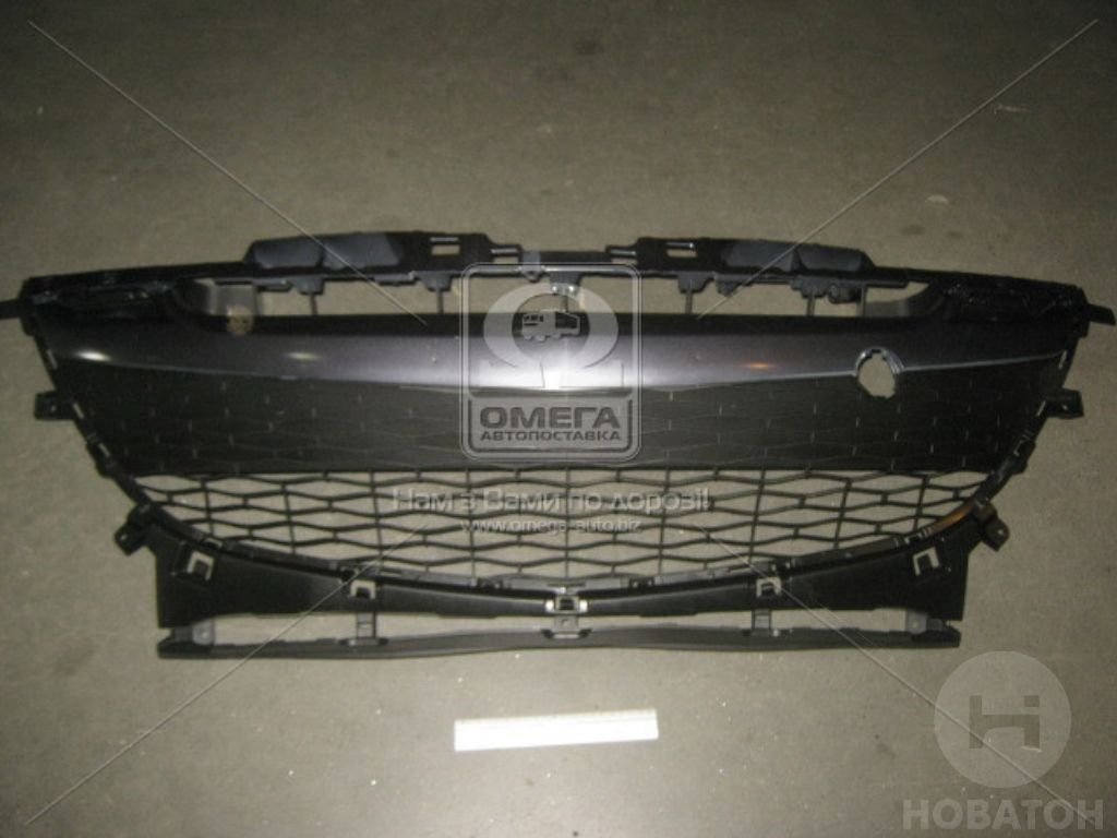 Решетка бампера переднего средняя MAZDA (МАЗДА) 3 09- (TEMPEST) - фото 