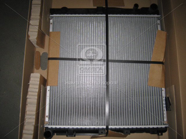 Радиатор охлаждения двигателя MERCEDES-BENZ E (124) (Nissens) - фото 