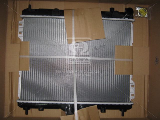 Радиатор охлаждения двигателя HYUNDAI GETZ (TB) (02-)/M (Nissens) - фото 