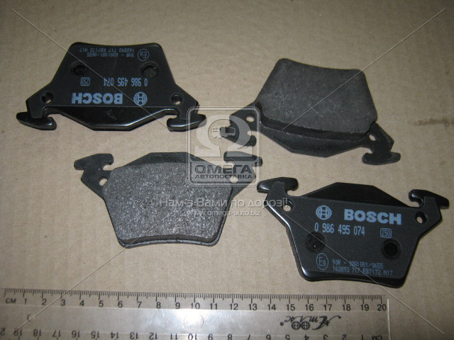 Колодки гальмівні дискові, комплект (Ви-во Bosch) BOSCH 0 986 495 074 - фото 