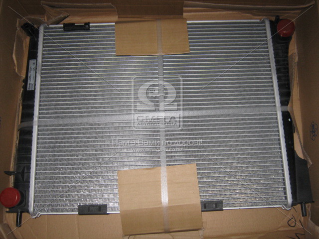 Радиатор охлождения RENAULT CLIO III (05-) (пр-во Nissens) - фото 