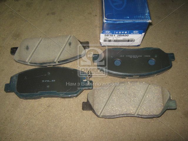 Колодки гальмівні дискові Hyundai Santa Fe 06- (вир-во Mobis) 581012BA00 - фото 