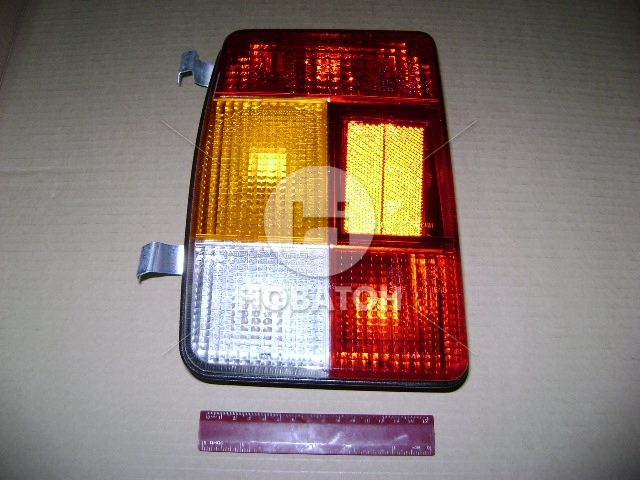 Корпуc ліхтаря ВАЗ 2104 з разсіювачем лів (вир-во ДААЗ) 21040-371603100 - фото 1
