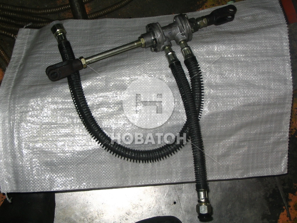 Клапан сцепления МАЗ 5551 со шлангами (L=350 мм) (БААЗ) - фото 