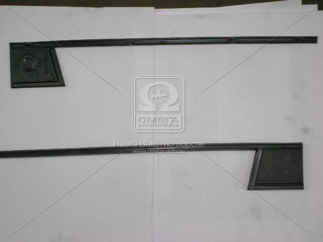 Облицовка панели приборов ВАЗ 2103 средняя-флажок (Сызрань) - фото 