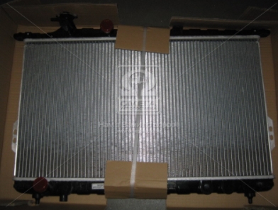 Радиатор охлаждения двигателя HYUNDAI SONATA IV (EF) (98-) (Van Wezel) VAN WEZEL 82002106 - фото 
