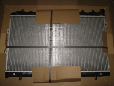 Радиатор охлаждения KIA CERATO 1,6/2,0 МТ (Nissens) NISSENS 66648 - фото 