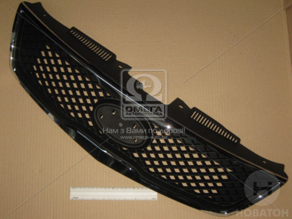 Решетка радиатора (хромированная рамка) KIA (КИА) CERATO 09- SDN (TEMPEST) - фото 