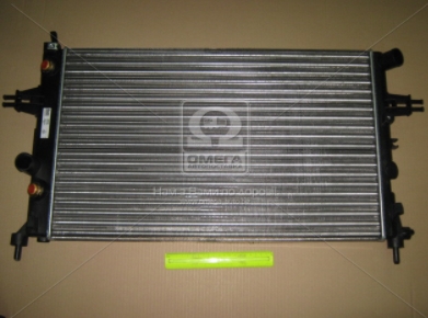 Радиатор охлаждения двигателя OPEL ASTRA G (98-) 1.4-1.8i (Nissens) NISSENS 632461 - фото 