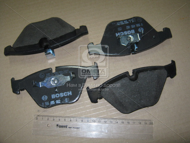 Колодка торм. диск. BMW 3 (E90), 5 (E60) передн. (Bosch) - фото 