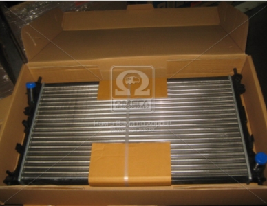 Радиатор охлождения TRANS CONN 18i/18TDCi 04- (Van Wezel) - фото 