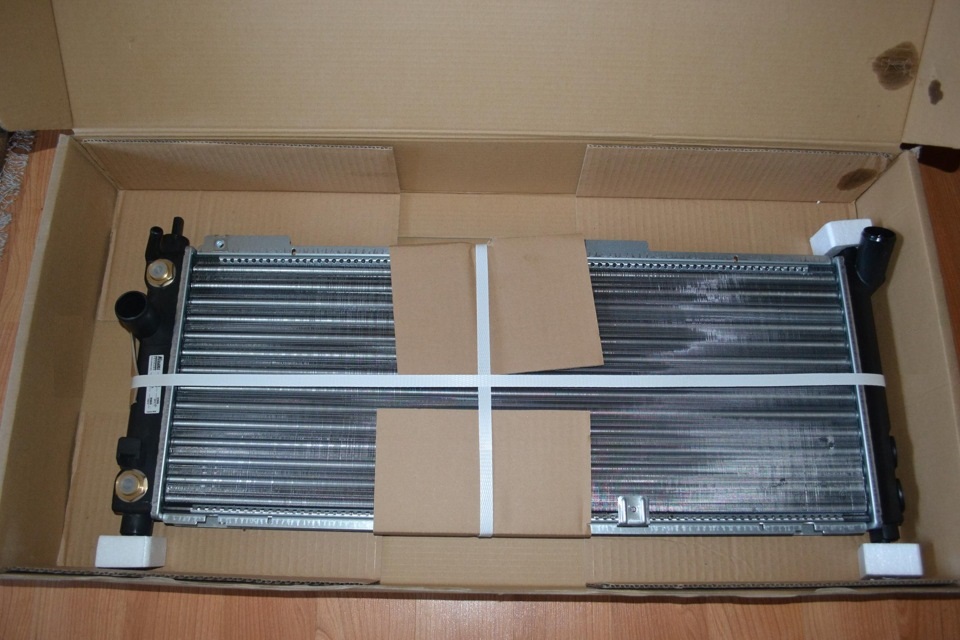 Радиатор охлаждения OPEL (пр-во Nissens) - фото 