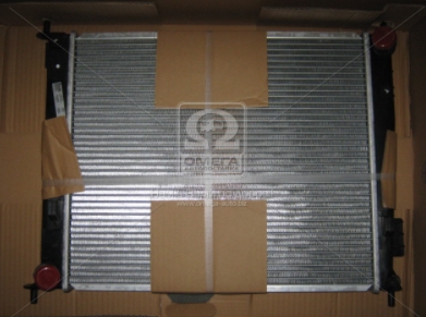 Радиатор охлождения KIA SOUL I (AM) (09-) 1.6 i (Nissens) - фото 