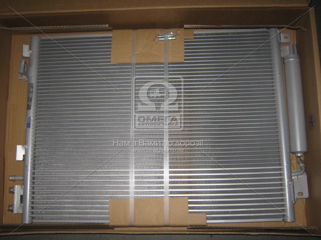 Радиатор кондиционера CHRYSLER 300C (04-)/DODGE MAGNUM (04-)(пр-во Nissens) - фото 