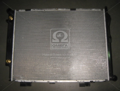 Радіатор охолодження двигуна MB W210 +/-AC автомат 95-02 (Van Wezel) - фото 
