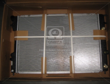 Радіатор охолодження двигуна OMEGA B 25/30 AT AC 94-00 (Ava) - фото 