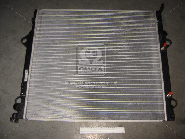 Радіатор охолодження двигуна (вир-во Nissens) NRF 53568 - фото 
