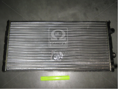 Радиатор охлаждения VW PASSAT B4 (93-) 1.6-2.9i (Nissens) - фото 