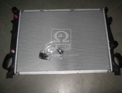 Радиатор охлаждения MERCEDES S-CLASS W 220 (98-) (пр-во Nissens) NISSENS 62774A - фото 