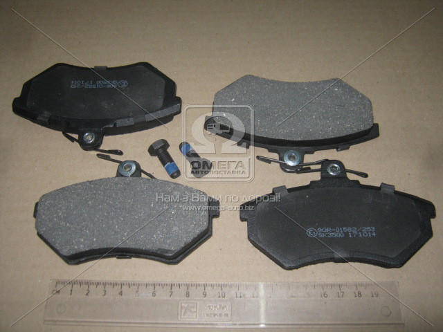 Колодка торм. SEAT CORDOBA (6K2/C2), IBIZA II (6K1), VW GOLF II передн. (LPR) 05P613 - фото 