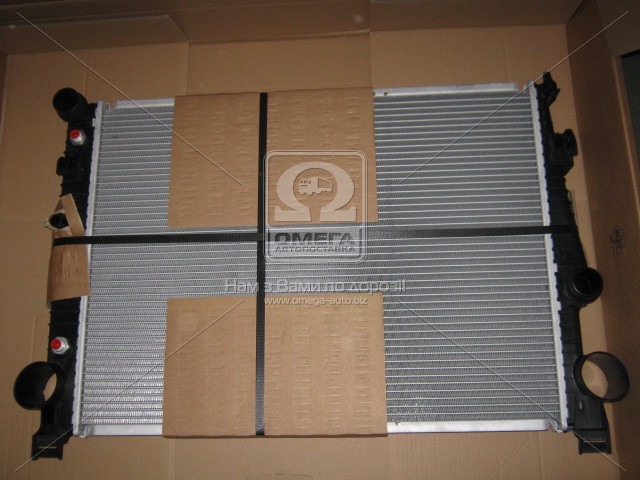 Радіатор охолодження MERCEDES S-CLASS W220 (98-) (вир-во Nissens) NISSENS 62772 - фото 