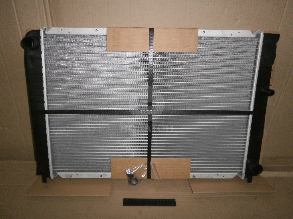 Радиатор охлаждения VOLVO 940 (944, 945) (90-) 2.3 i (Nissens) - фото 