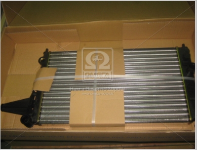 Радиатор охлаждения OPEL VECTRA A (88-) 1.4/1.6i (Nissens) - фото 