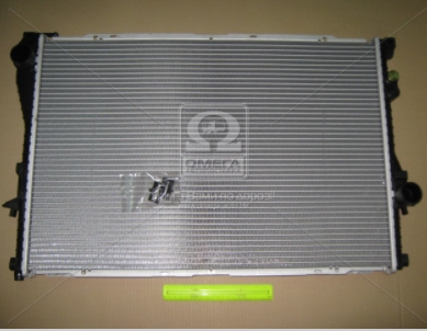 Радиатор охлаждения BMW 5 E39 (95-)/7 E38 (94-) (Nissens) - фото 