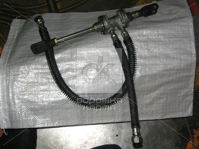Клапан сцепления МАЗ 5551 (L штока=350 мм) (с шлангами и с вилками) - фото 