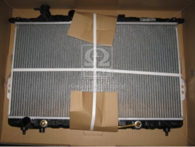 Радиатор охлаждения HYUNDAI SONATA IV (EF) (98-) 2.0-2.7 (Nissens) - фото 