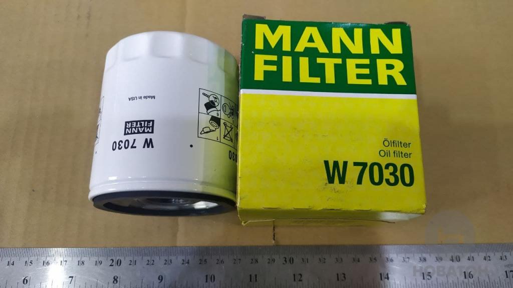 Фільтр масляний (MANN-FILTER) W 7030 - фото 1