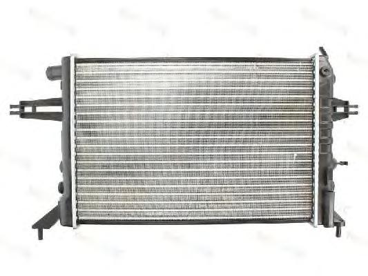 Радиатор двигателя - фото 